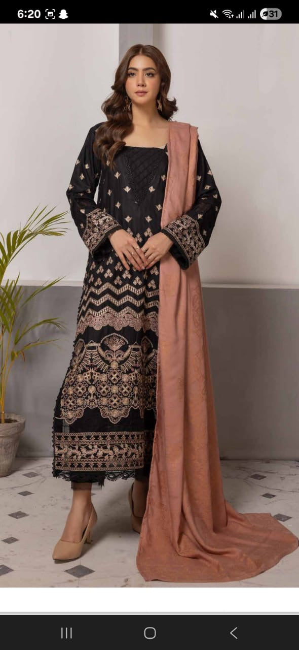 Johra ilana 100 % orignal Complete 3 piece Heavy embroirdes peach leather with jaqurd shaw