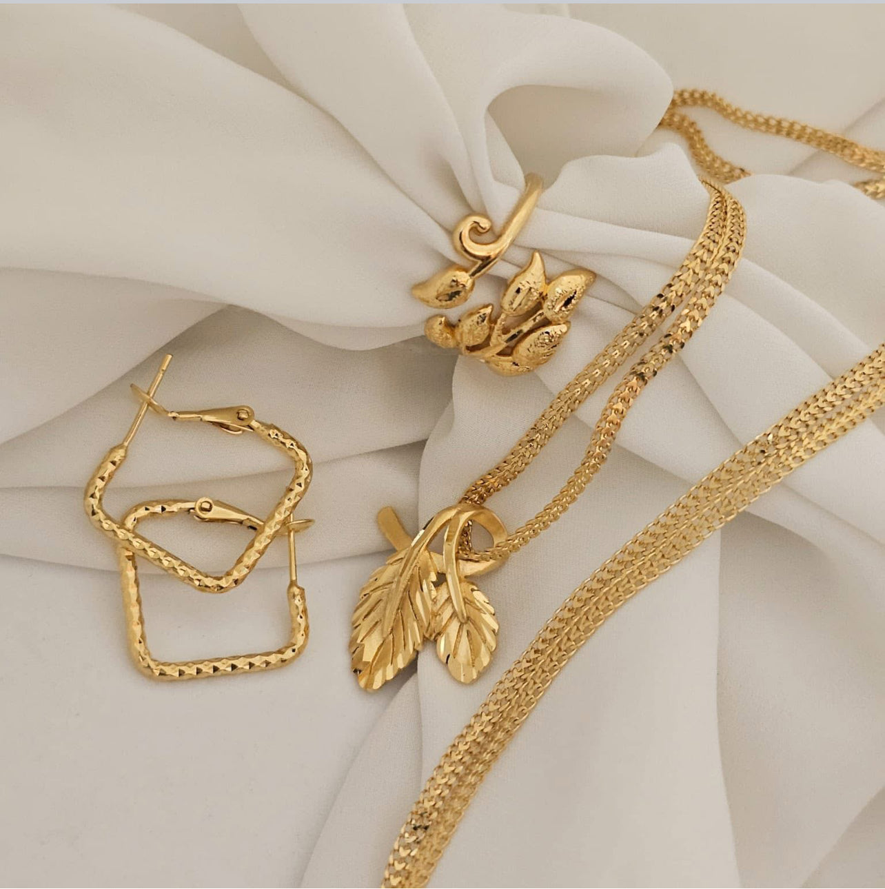 Elegant style jewelry